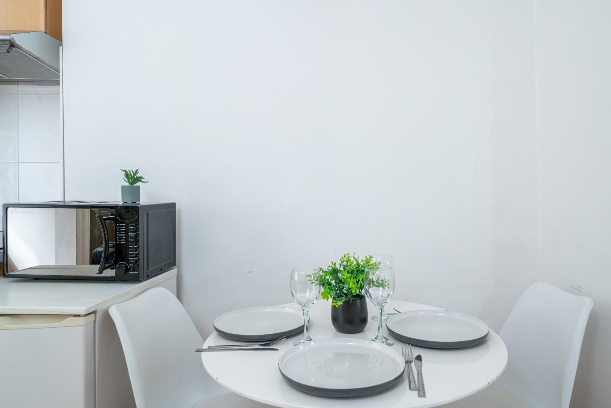 Carnaby & Oxford Street - Central Soho - One Bedroom - Double Bed & Sofabed London Eksteriør billede