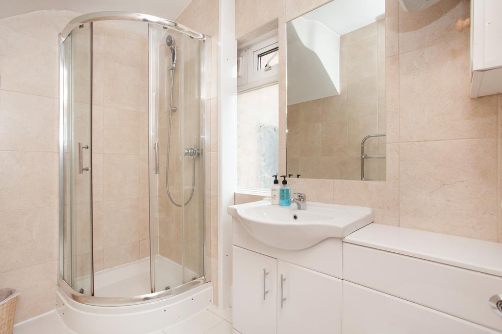 Carnaby & Oxford Street - Central Soho - One Bedroom - Double Bed & Sofabed London Eksteriør billede